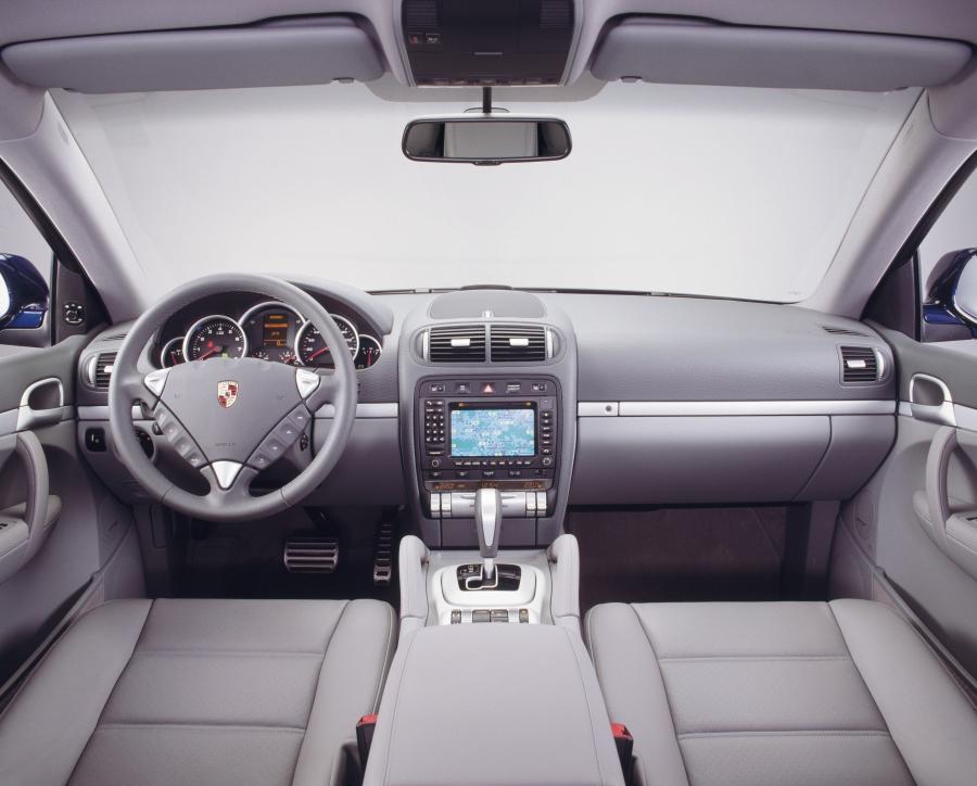  Porsche Cayenne S 2007 года  (фото 10 из 32)
